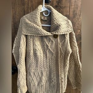 Beautiful Carraig Donn 100% wool!